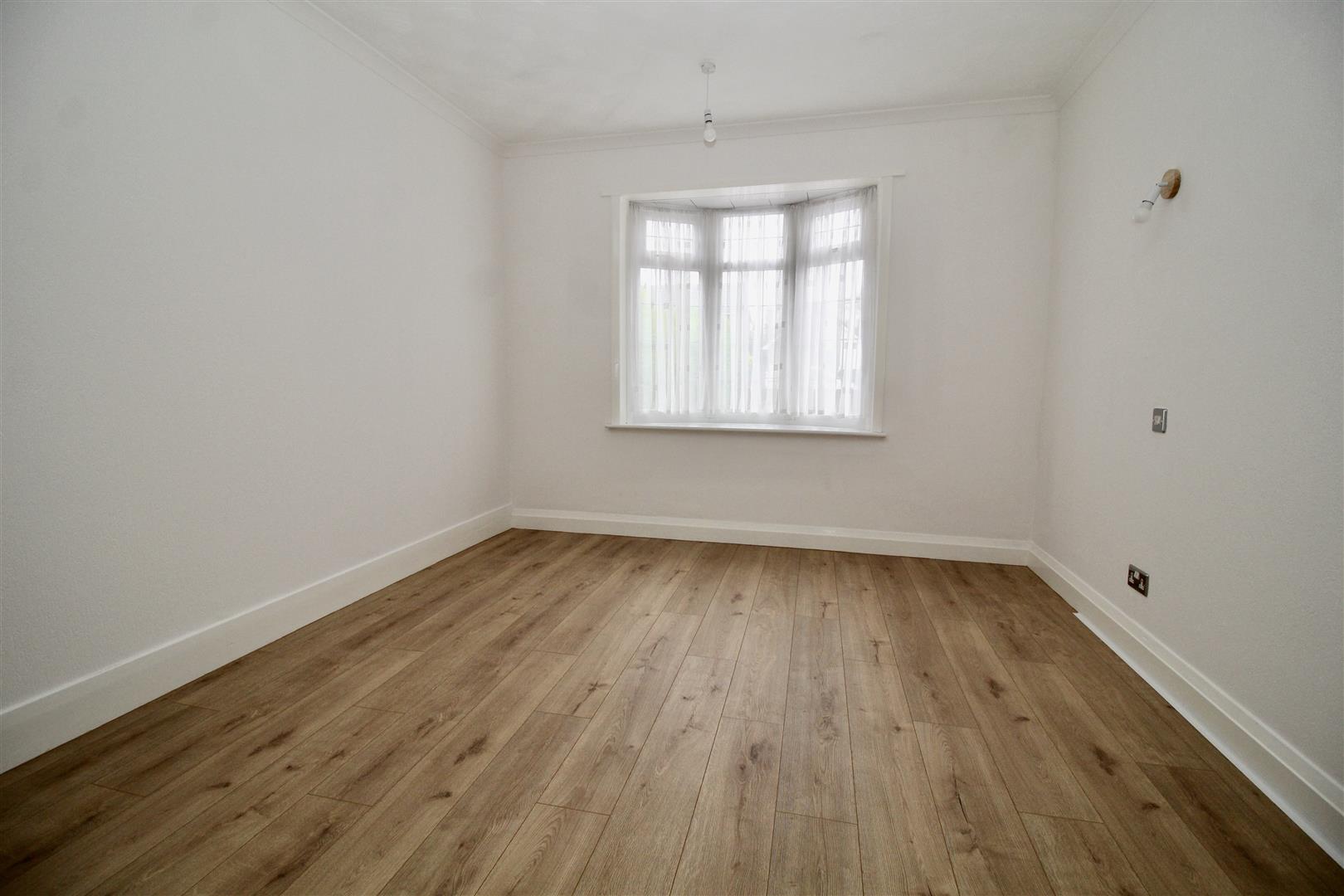 Hurst Lane, Shard End