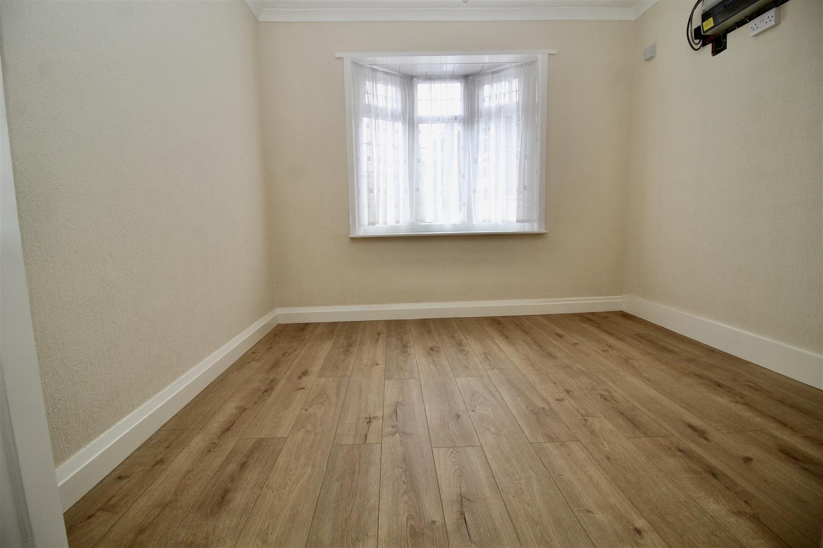 Hurst Lane, Shard End